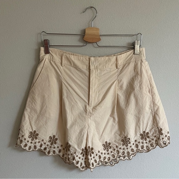 Moon River Eyelet Detail Set: Puff Sleeve Front Tie Top and Shorts in Ivory - Picture 5 of 8